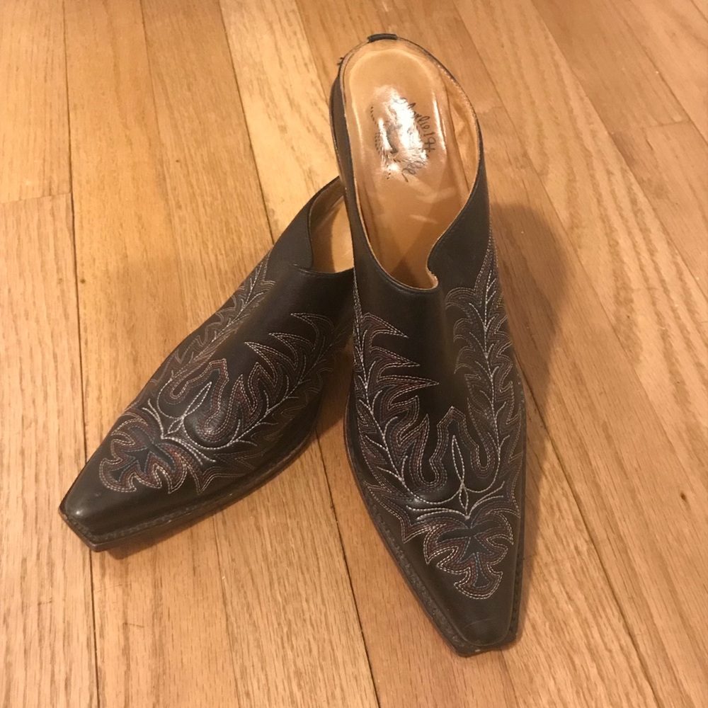 Charlie 1 Horse Size 8 Mules - Picture 2 of 8